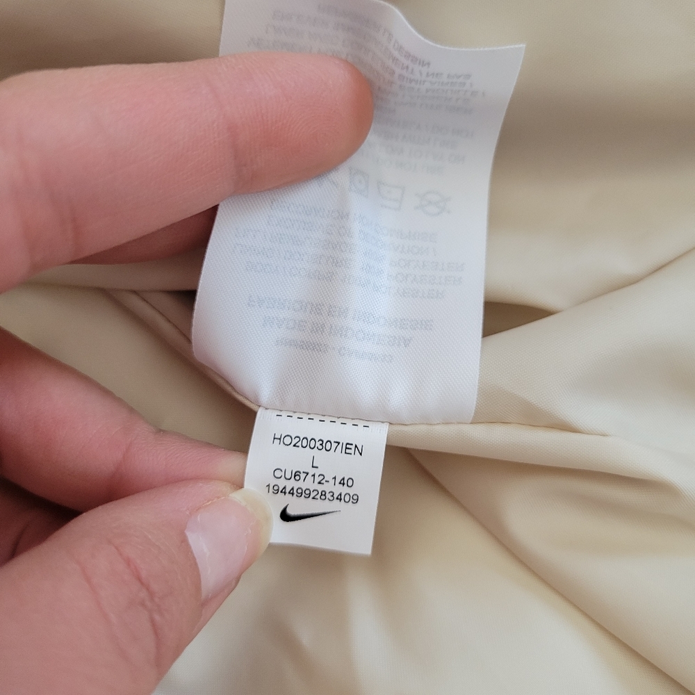 NWT Nike Icon Clash Puffer Jacket - Picture 13 of 15